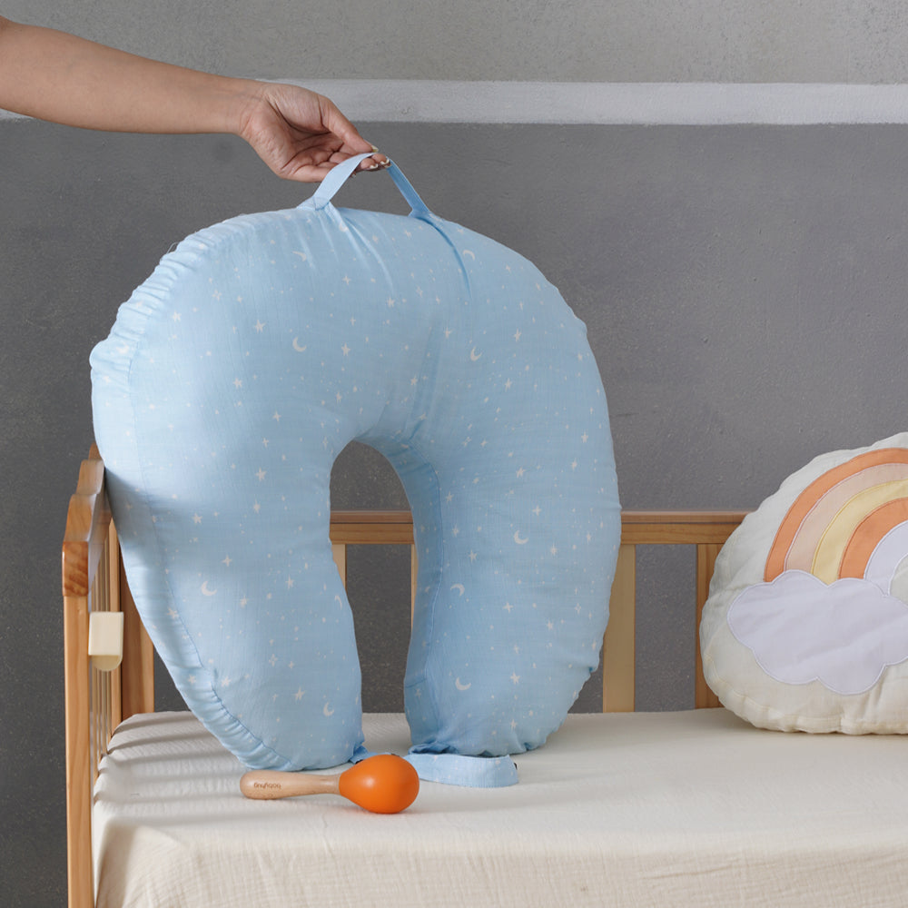 Starry Blue Sky Feeding Pillow
