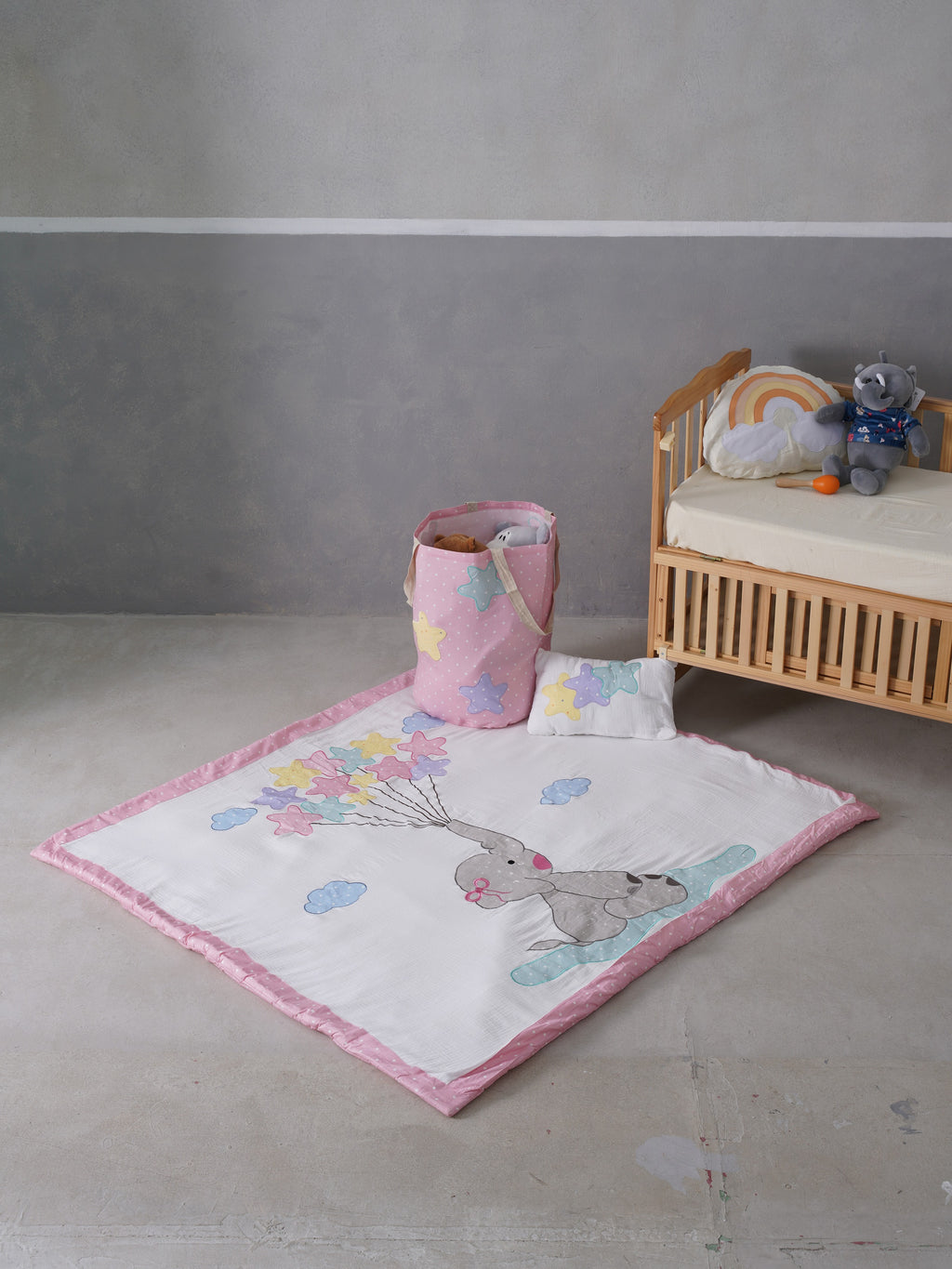 Elle and Balloons Play Mat