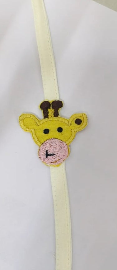 Garri Giraffe Rakhi Hamper