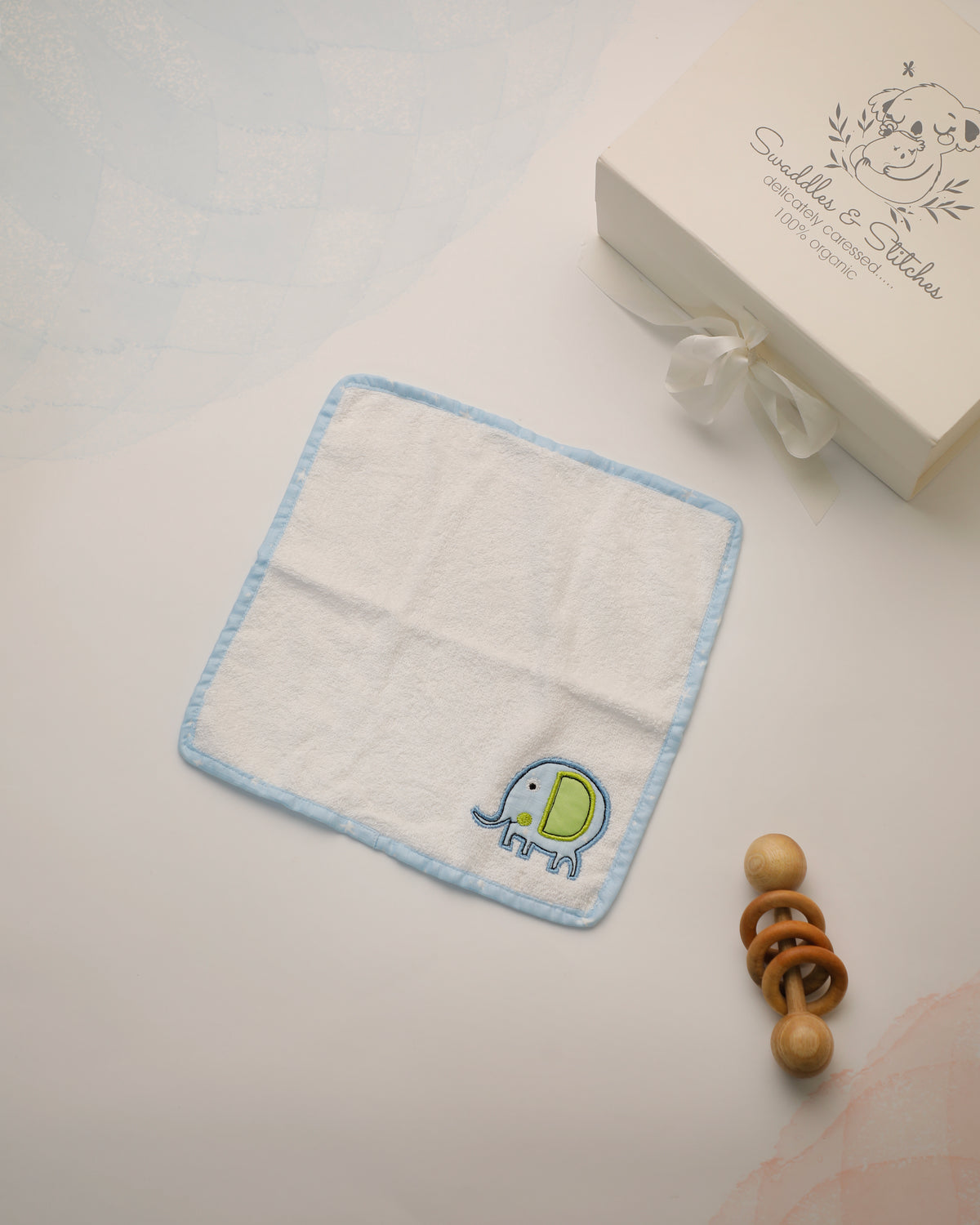 Tiny Trunk Bath Set