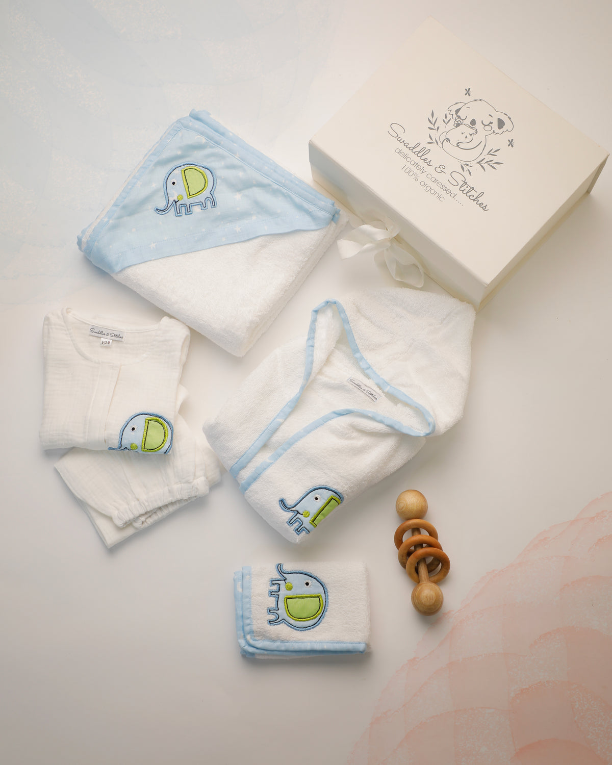 Tiny Trunk Bath Set
